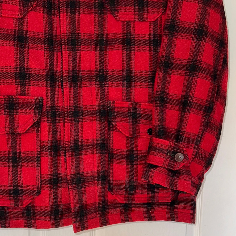Woolrich Vtg 60's Ladies Mackinaw Cruiser Buffalo Plaid Wool Hunting Coat sz42/L - Picture 8 of 12